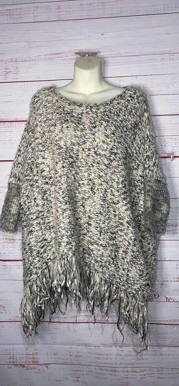 Women’s Umgee Boutique Eyelash Knit Marled Gray Sweater Top Small | Medium
